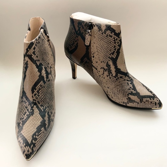 Cole Haan Grand Ambition Arietta Snake Print Bootie Leather Pointed Toe Boot 9.5 - Picture 6 of 11